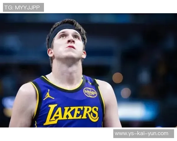 没签!里夫斯拒绝湖人四年8920万美元提前续约,未来走向引发热议 没签!里夫斯拒绝湖人四年8920万美元提前续约,未来走向引发热议