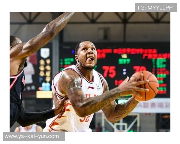 詹皇小弟试水CBA！天津签队史最大牌外援替霍尔曼